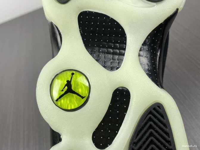 One Kick Day Single's 13 (2021) Air Retro Low Jordan DM0803-300 0809
